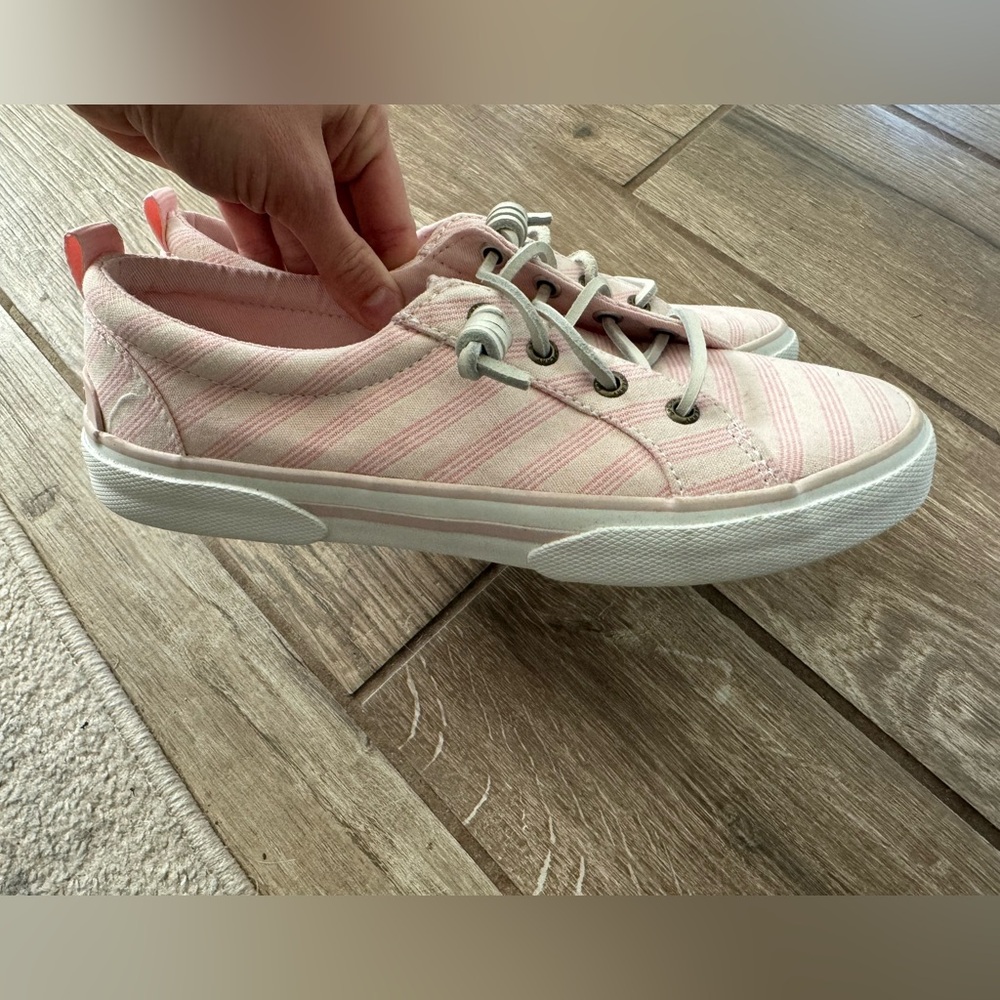 Brand new sperry crest vibe sneakers